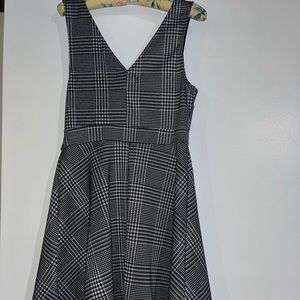 Bailey Blue Houndstooth Pattern Dress with Belt Buckle (Large)